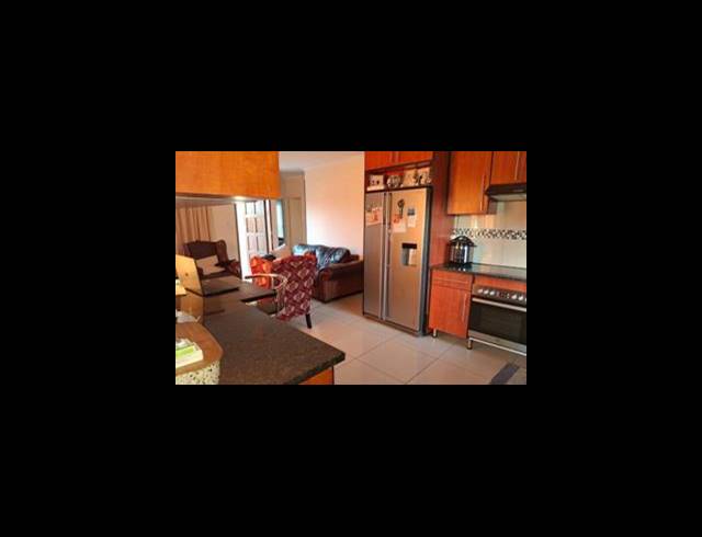 3 BEDROOM FREEHOLD FOR SALE IN HEATHERVIEW